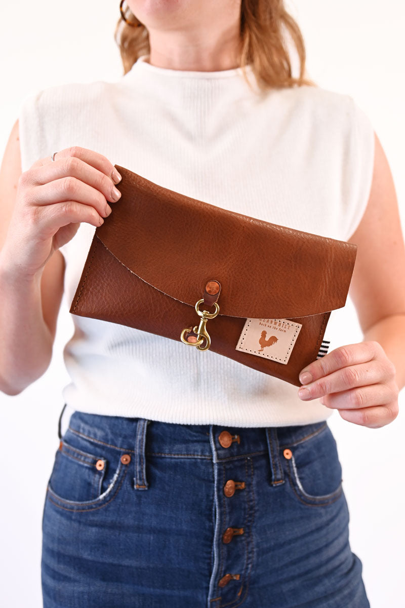 ARCHIVE - Brown Leather Envelope Clutch & Crossbody