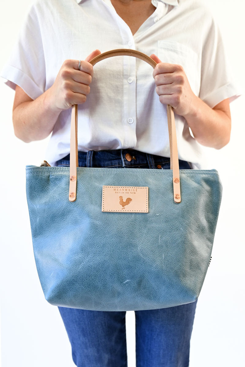 ARCHIVE - Dusty Blue Leather Shoulder Bag