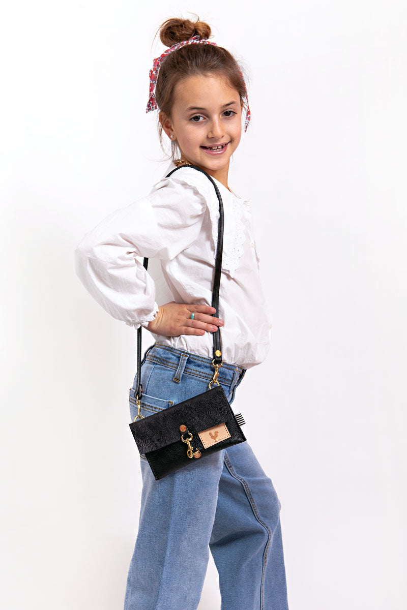 Amazon.com: AACKS Cherry Bag Little Girls Purse Teen Crossbody Bag Kids  Small Purse Small Fashion Preteen Purses Cherry Handbag Cherry Backpack :  Clothing, Shoes & Jewelry