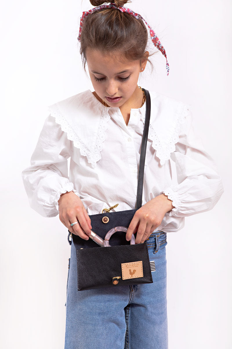 Amazon.com: JienClound Little Girls Trendy Kids Glitter Toddler Purse, Star  Sequins Handbags Princess Crossbody Bag Mini Purse for Girls Adult girl  (Black) : Clothing, Shoes & Jewelry